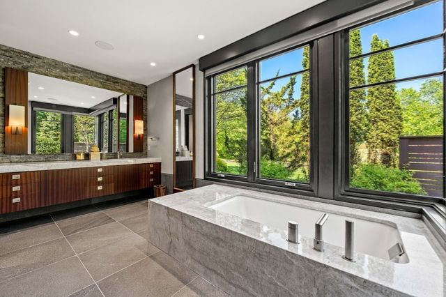 5 Redwood Cir, Boylston, MA 01505