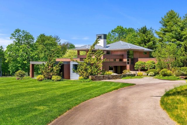 5 Redwood Cir, Boylston, MA 01505