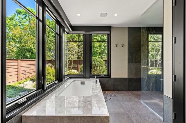 5 Redwood Cir, Boylston, MA 01505