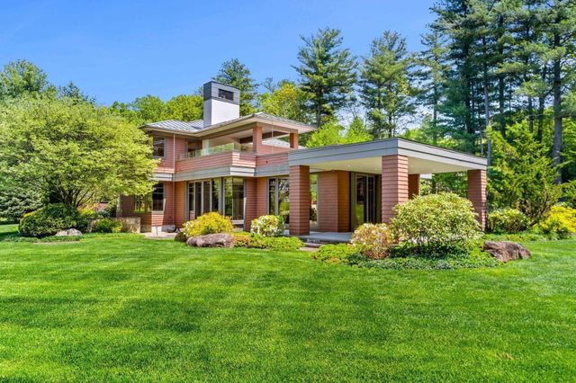 5 Redwood Cir, Boylston, MA 01505