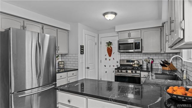 3290 Wildwood Drive, Hamburg, NY 14075