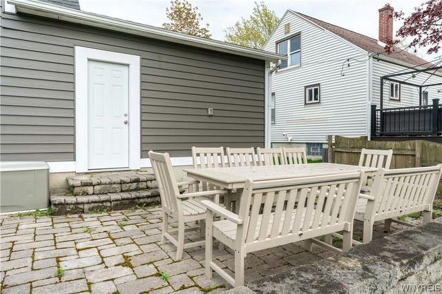 3290 Wildwood Drive, Hamburg, NY 14075