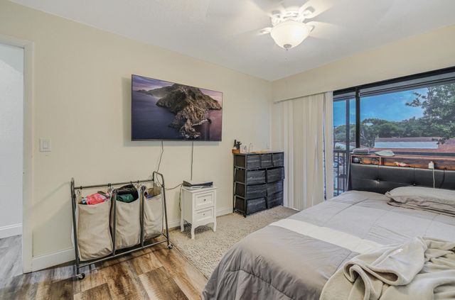 4003 W Woodscape Drive 2-k, Miramar, FL 33023