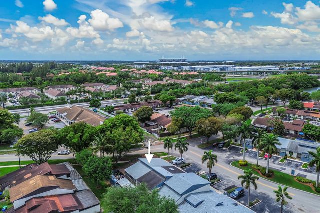 4003 W Woodscape Drive 2-k, Miramar, FL 33023