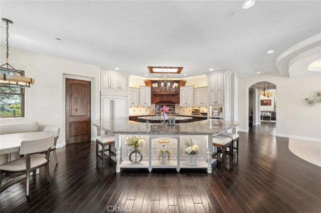 27050 Via Vanessa, Temecula, CA 92590