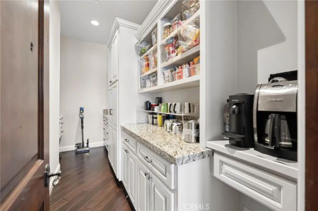 27050 Via Vanessa, Temecula, CA 92590