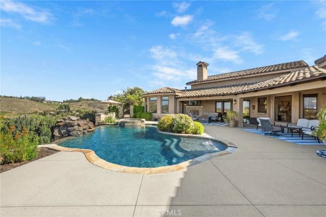 27050 Via Vanessa, Temecula, CA 92590