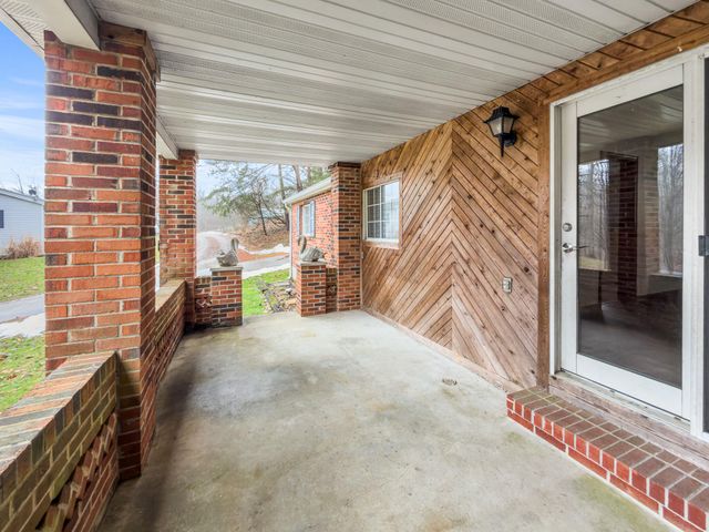 3225 Ashby Fork Road, Petersburg, KY 41080
