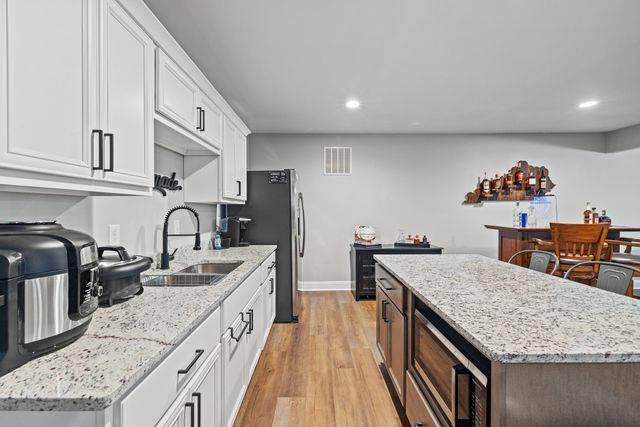 179 Village Park Drive, Georgetown, KY 40324