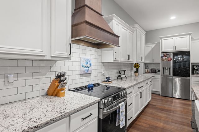 179 Village Park Drive, Georgetown, KY 40324