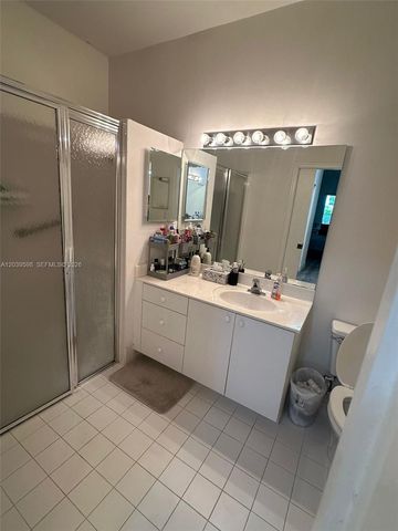 8090 S Aragon Blvd 3, Sunrise, FL 33322