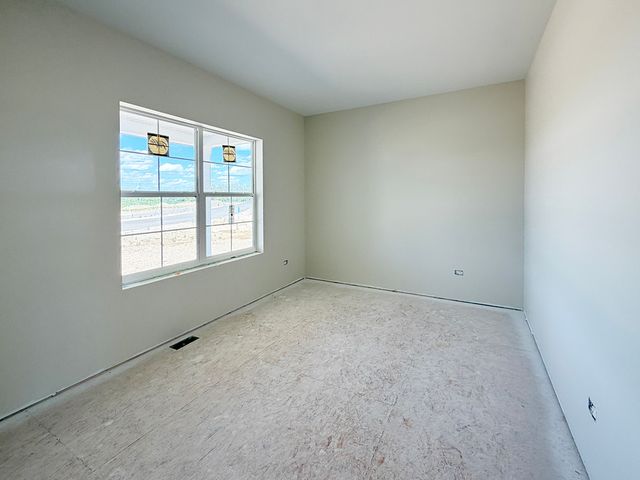 11725 Ryann Road, Huntley, IL 60142