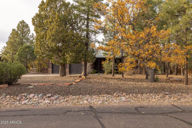 4240 W SUGAR PINE Loop, Show Low, AZ 85901