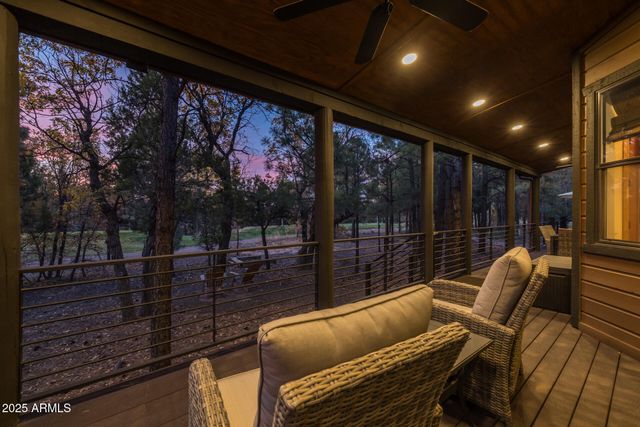 4240 W SUGAR PINE Loop, Show Low, AZ 85901