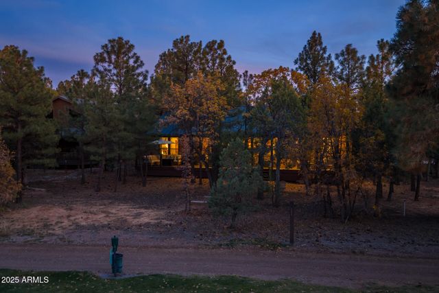 4240 W SUGAR PINE Loop, Show Low, AZ 85901