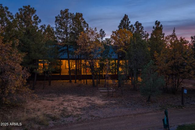 4240 W SUGAR PINE Loop, Show Low, AZ 85901