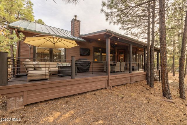 4240 W SUGAR PINE Loop, Show Low, AZ 85901