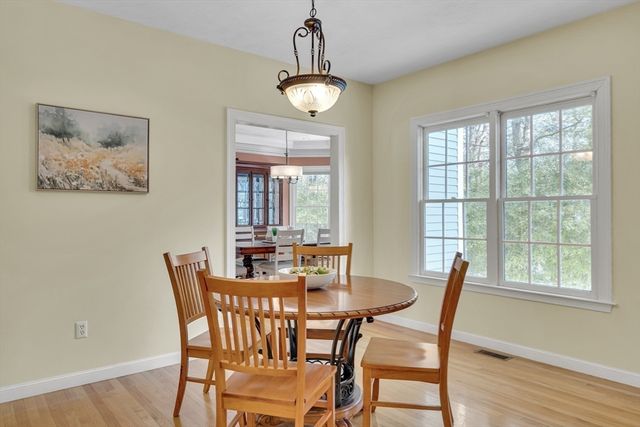 11 Walnut St, Acton, MA 01720