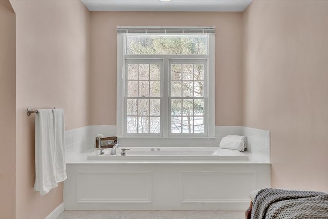 11 Walnut St, Acton, MA 01720