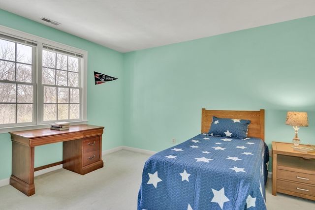 11 Walnut St, Acton, MA 01720