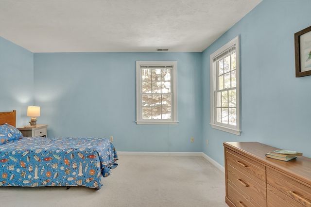 11 Walnut St, Acton, MA 01720