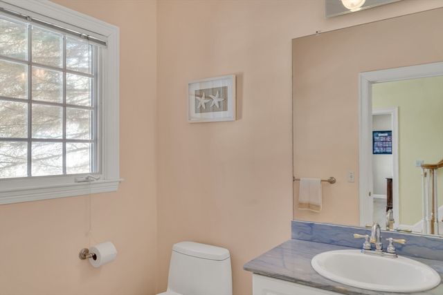 11 Walnut St, Acton, MA 01720