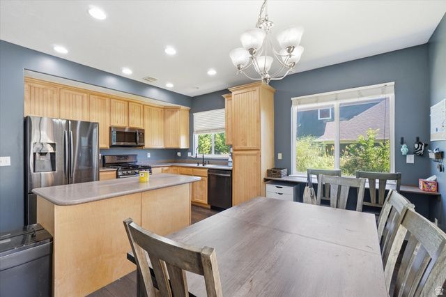 11656 S BLUEROCK AVE, South Jordan, UT 84095