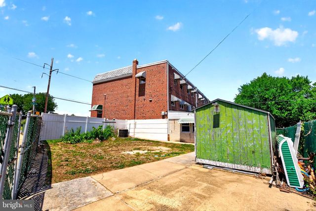 8951 ASHTON RD, Philadelphia, PA 19136