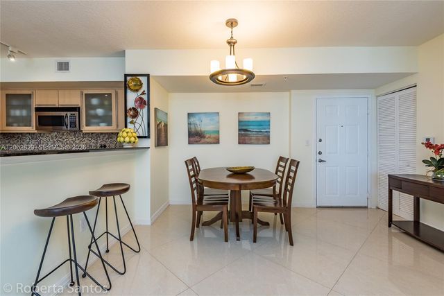 2080 S Ocean Dr 804, Hallandale Beach, FL 33009