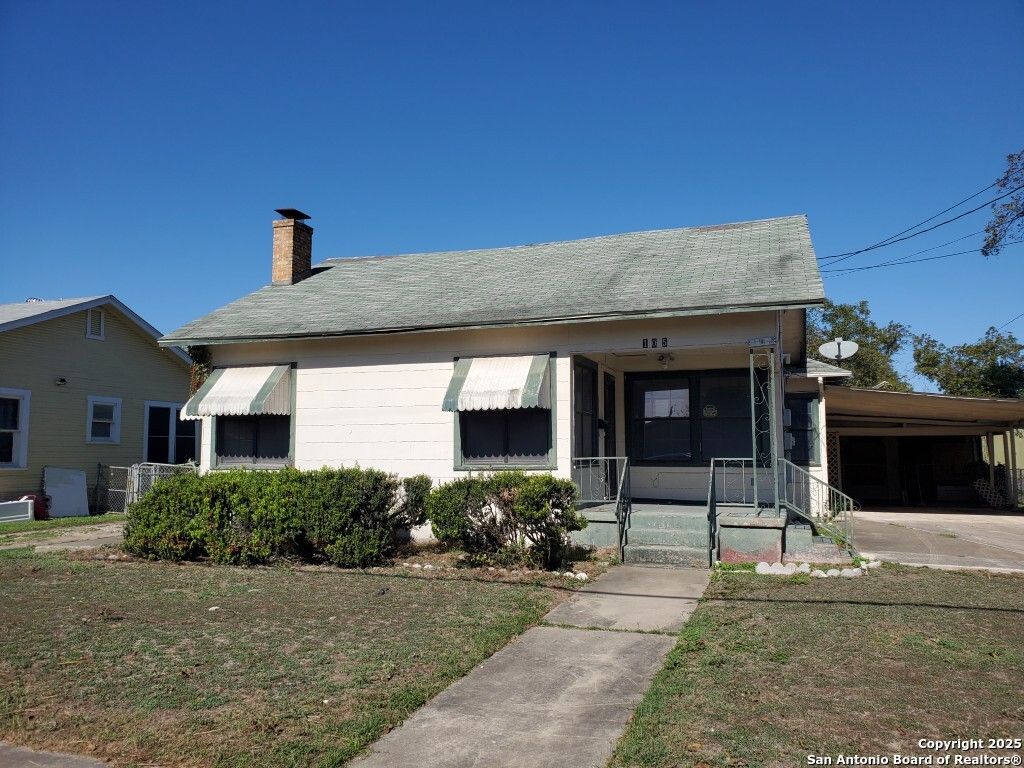 105 E Bonner Ave, San Antonio, TX 78214