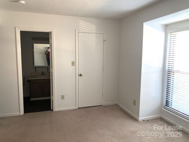 11026 Harrowfield Road, Charlotte, NC 28226