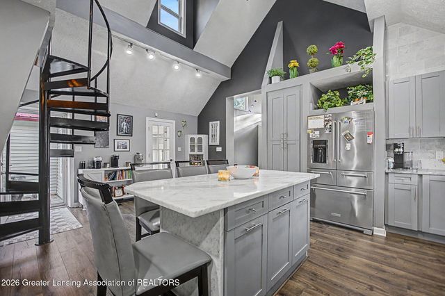 223 N Catherine Street, Lansing, MI 48917