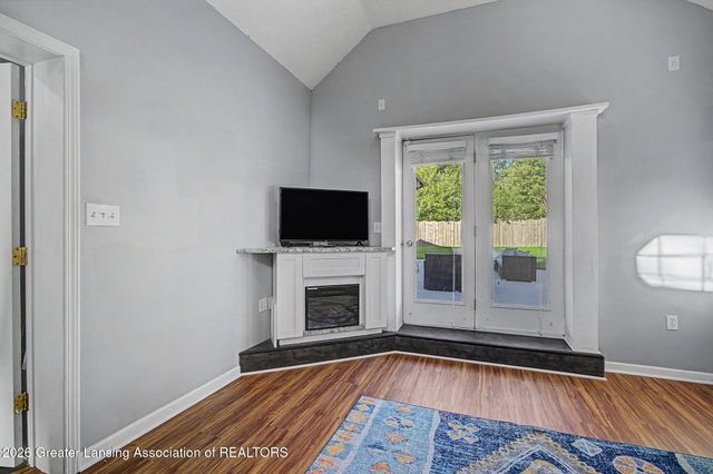 223 N Catherine Street, Lansing, MI 48917