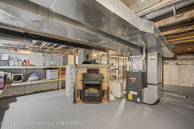 223 N Catherine Street, Lansing, MI 48917