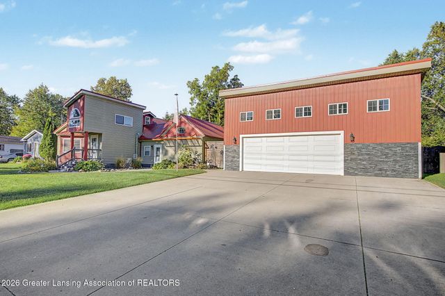 223 N Catherine Street, Lansing, MI 48917