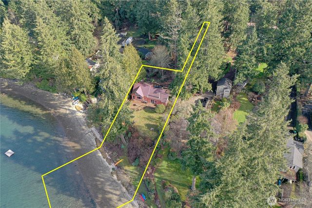 2735 Marine Drive, Bremerton, WA 98312