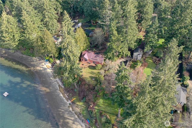 2735 Marine Drive, Bremerton, WA 98312