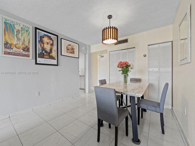 6701 NW 169th St B304, Hialeah, FL 33015