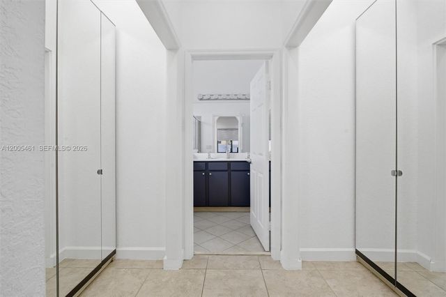 3518 W 86th Ter, Hialeah, FL 33018