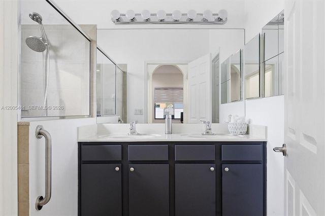 3518 W 86th Ter, Hialeah, FL 33018