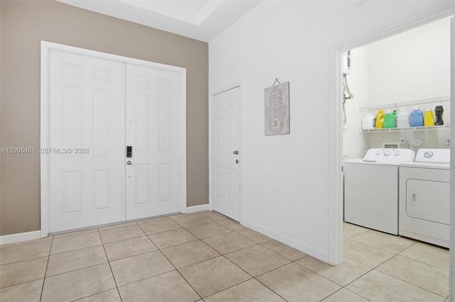 3518 W 86th Ter, Hialeah, FL 33018