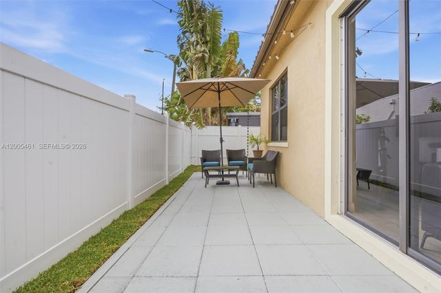 3518 W 86th Ter, Hialeah, FL 33018