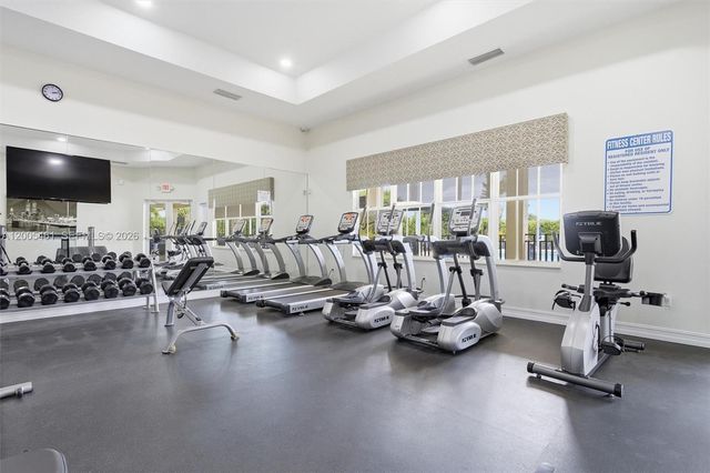 3518 W 86th Ter, Hialeah, FL 33018