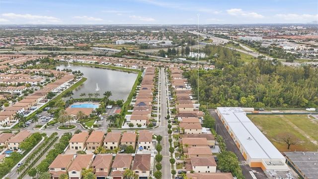 3518 W 86th Ter, Hialeah, FL 33018