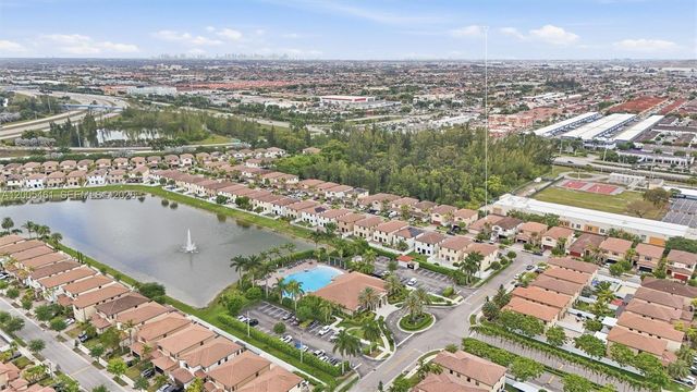 3518 W 86th Ter, Hialeah, FL 33018