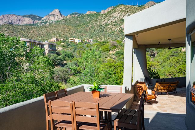 22 Tierra Monte Street NE, Albuquerque, NM 87122