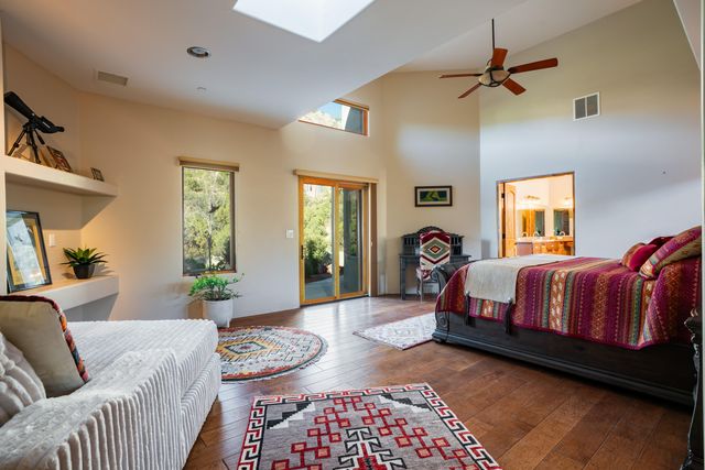 22 Tierra Monte Street NE, Albuquerque, NM 87122