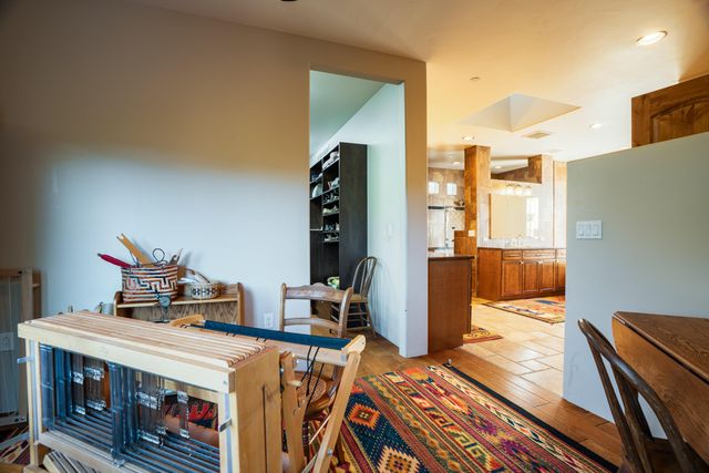 22 Tierra Monte Street NE, Albuquerque, NM 87122