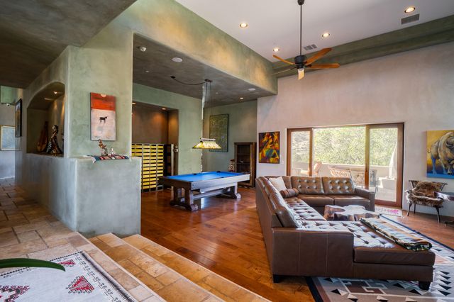 22 Tierra Monte Street NE, Albuquerque, NM 87122