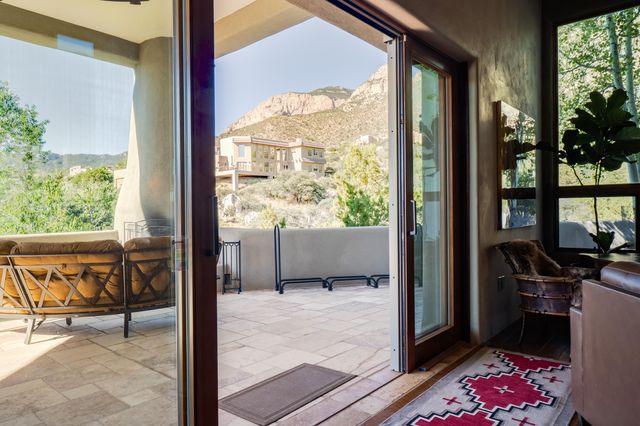 22 Tierra Monte Street NE, Albuquerque, NM 87122